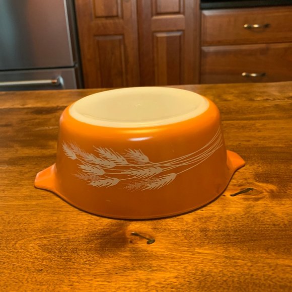 Vintage 1980s Pyrex Autumn Harvest 472-B, 750 ml (3 cup) Handled Dish - Picture 7 of 11